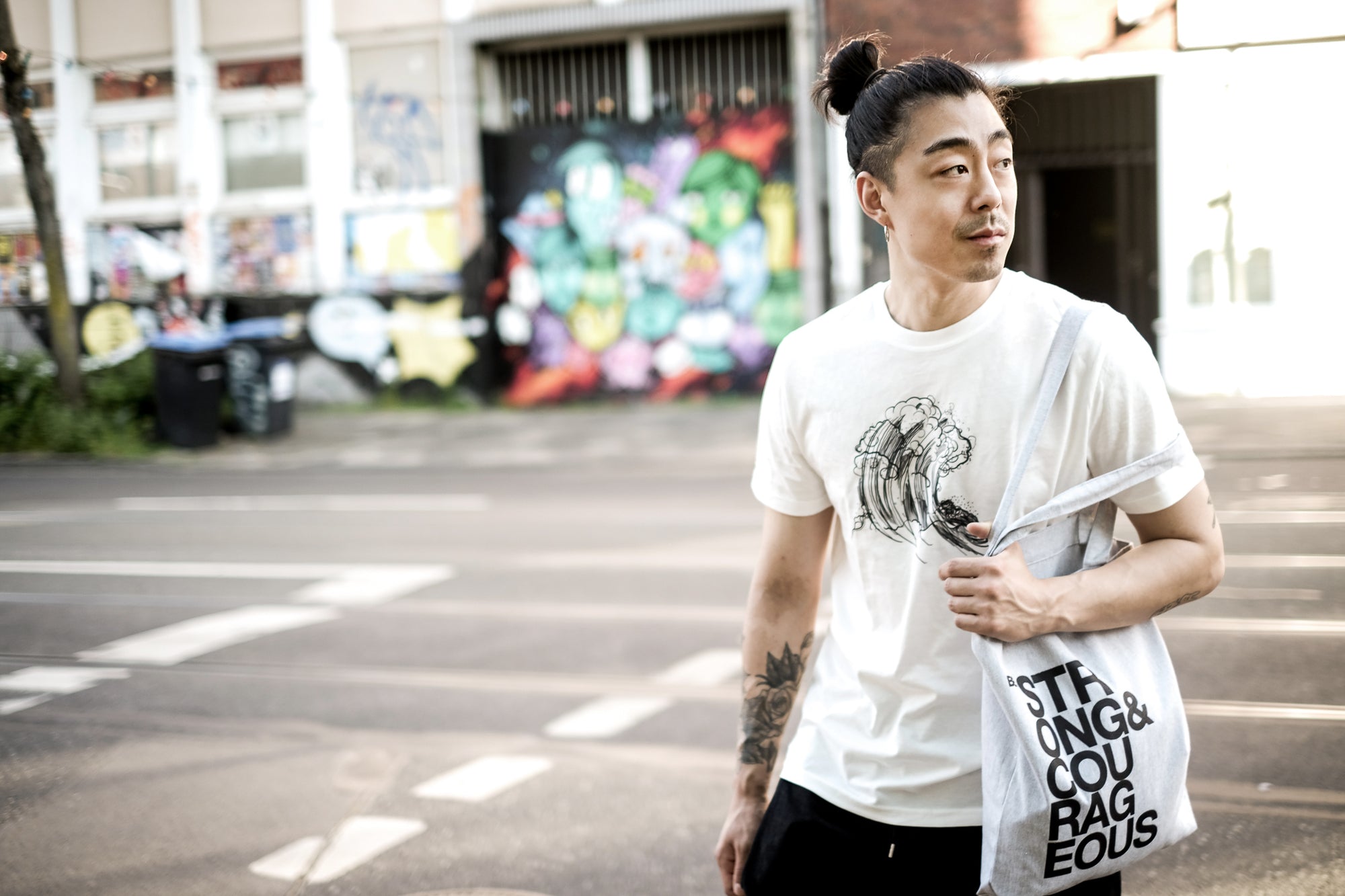 Be strong & courageous ToteBag/Black