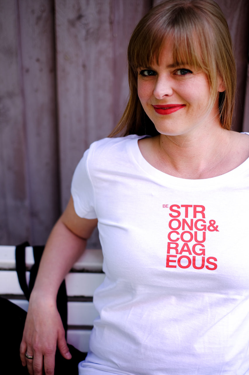 Be strong & courageous White/Red